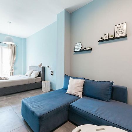 Modern White Tower Apartment Салоніки Екстер'єр фото